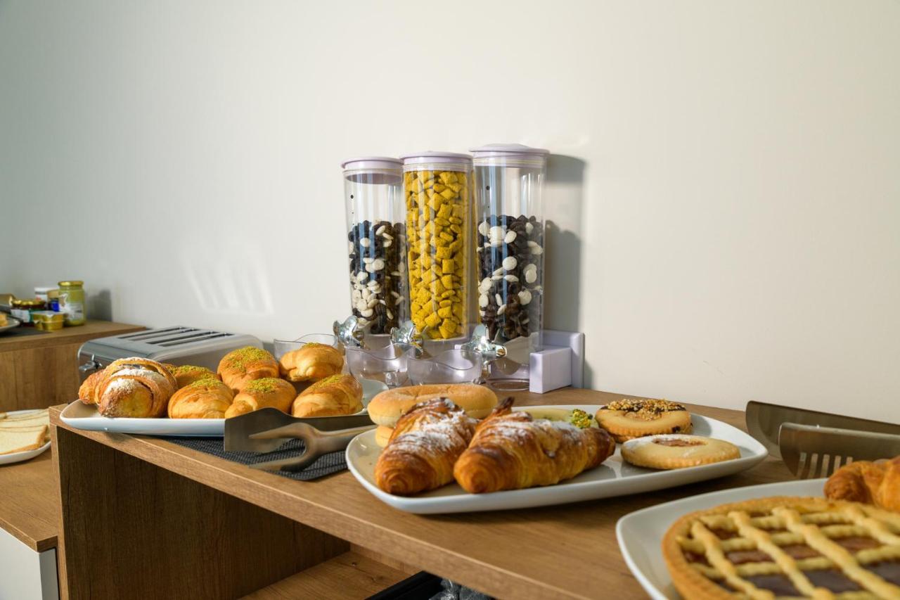 Bee Happy - Bed And Breakfast ザッフェラーナ・エトネーア エクステリア 写真